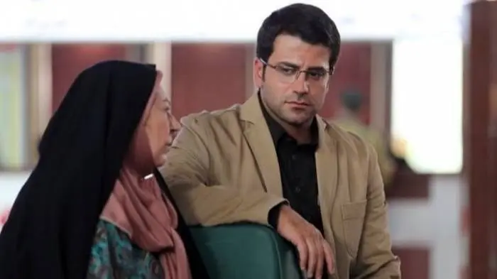 خوانندگی حرفه ای و زیبای روزبه حصاری، بازیگر بچه مهندس به زبان گیلکی و زنده که از شبکه یک پخش شد/ماشالله جواد جوادی