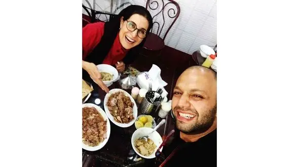 تصویر دیده نشده از کله پاچه خوری صابر ابر با فاطمه معتمد آریا +عکس 