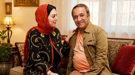 علی اوسیوند بعد از سال‌ها هنوز عاشق همسرش است؛ «اگر حمیرا نبود، من هیچی نبودم» + فیلم