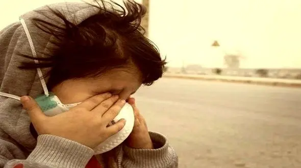 خشکسالی مانع کاشت گیاهان مبارز با ریزگرد / وزارت بهداشت ماسک نانو فیلتردار رایگان بین خوزستانی ها توزیع کند