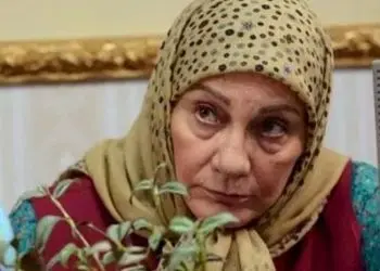 عکس سفر زمان / چهرۀ زیبای «مهتاج نجومی» در 23 سالگی در فیلم قبل انقلاب 