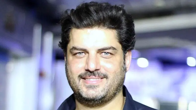 سام درخشانی 