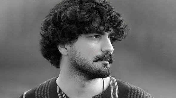 فیلم آواز باشکوه  عرفان طهماسبی با متن عاشقانه و زیبای آهنگ جدیدش