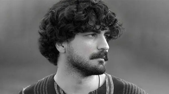فیلم آواز باشکوه  عرفان طهماسبی با متن عاشقانه و زیبای آهنگ جدیدش