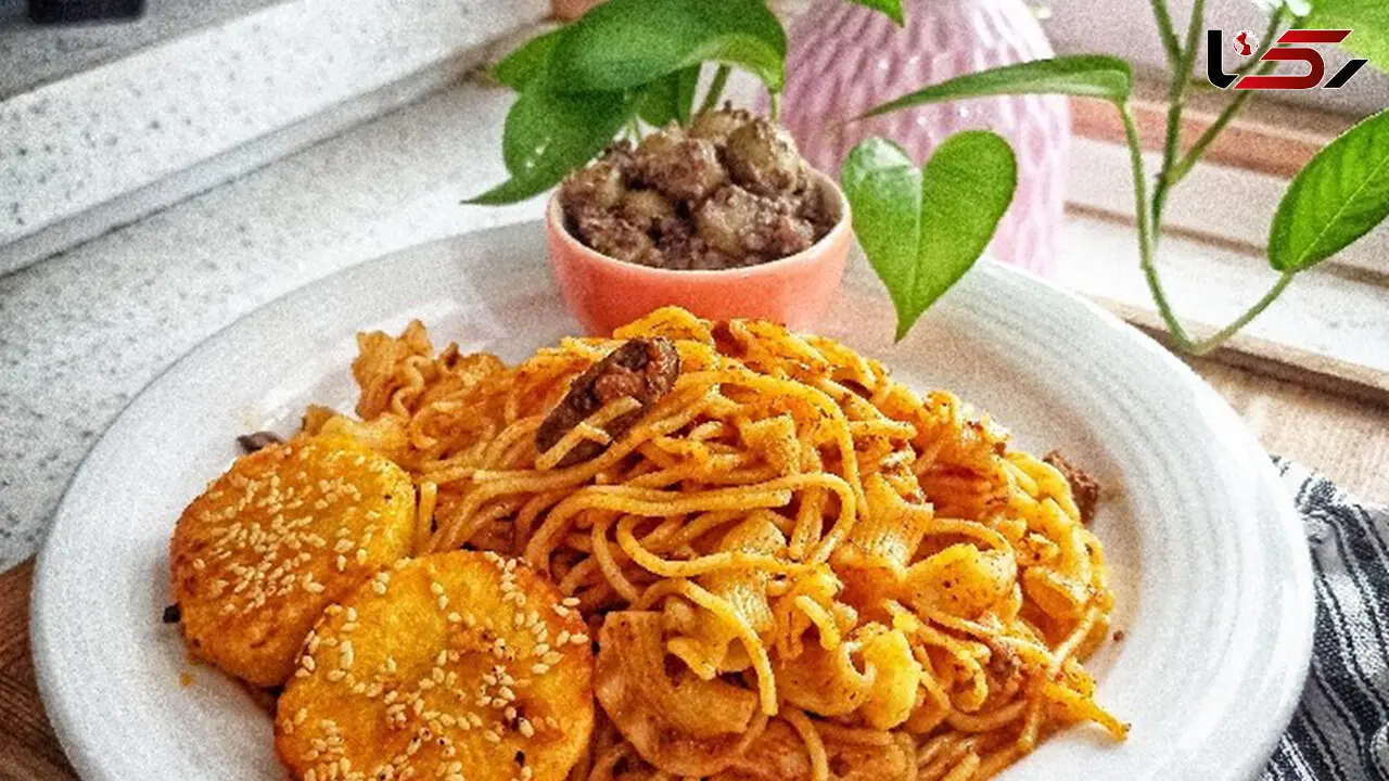 فیلم آموزش گام‌به‌گام تهیه ماکارانی با گوشت