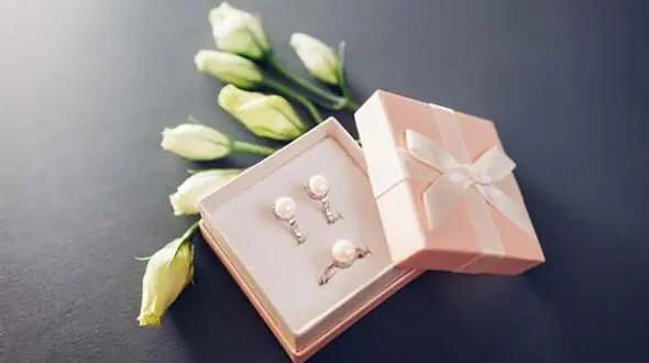 6 پیشنهاد عالی برای هدیه روز مادر و روز زن