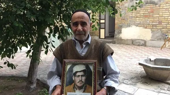 ژنرال روس ستاره‌اش را به احترام سرباز ایرانی کَند