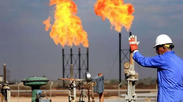 تأکید معاون وزیر نفت بر ضرورت جمع‌ آوری فلرها