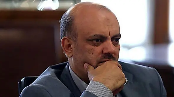 شورای نگهبان این نماینده مجلس را رد صلاحیت کند/ رفتارش دور از ادب است !