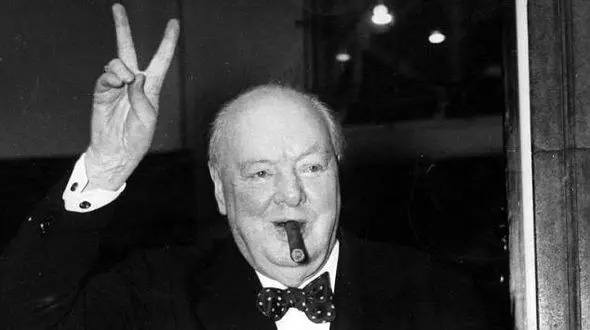 واقعیتی عجیب درباره چرچیل / او در کودکی مورد آزار بود