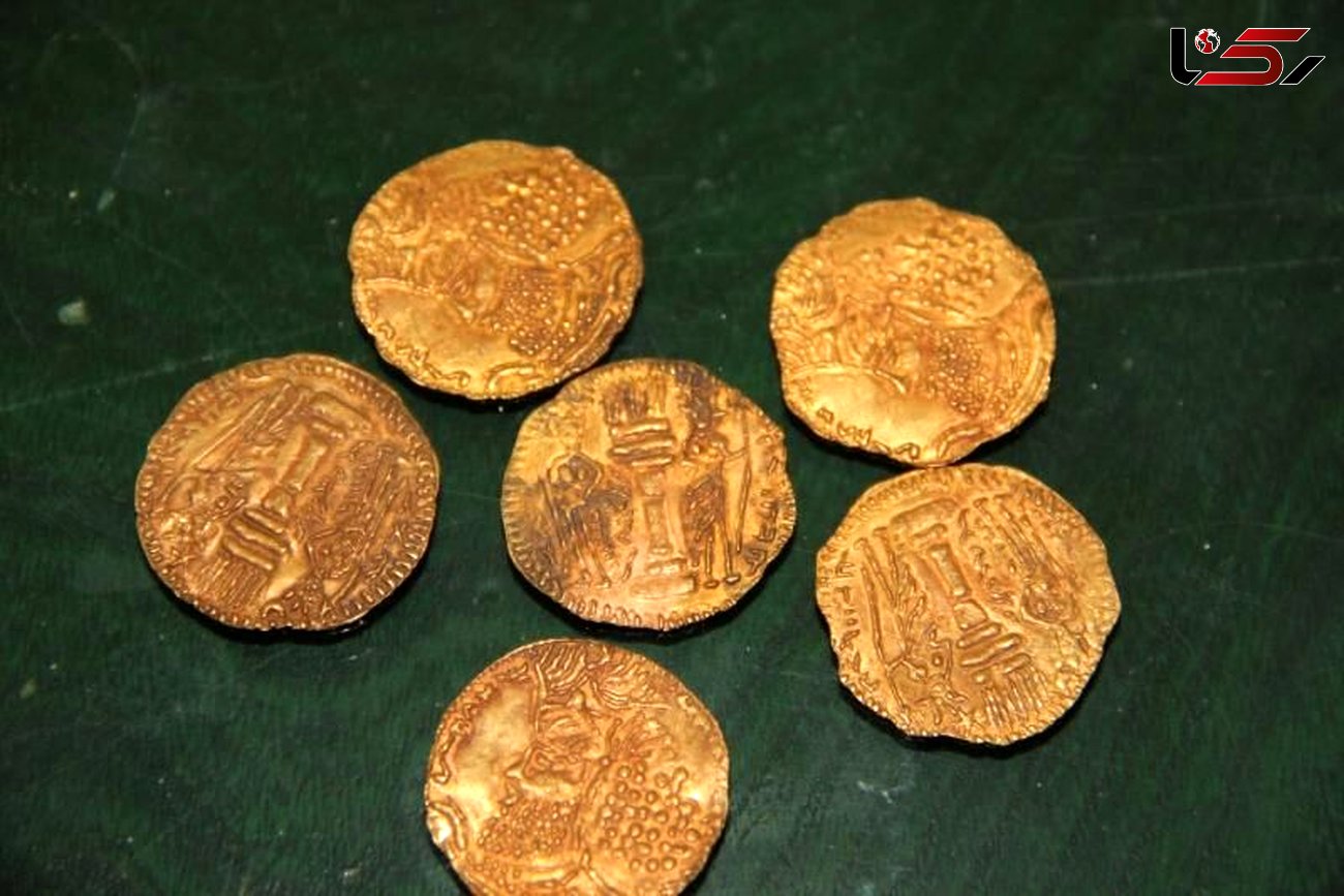 کشف سکه‌های تاریخی با قدمت ۱۳۰۰ سال در گنبدکاووس 
