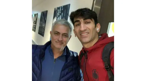 سلفی عجیب علیرضا بیرانوند با آقای خاص پس از شکست + عکس و فیلم