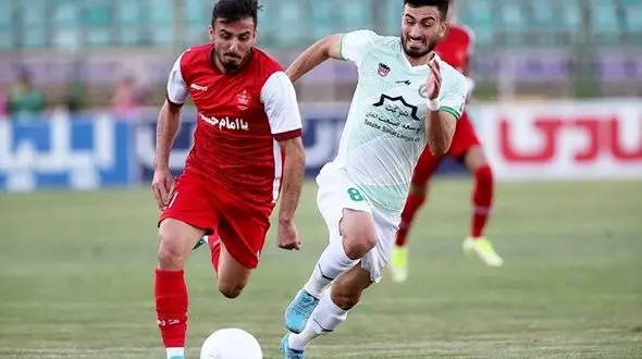 توقف پرسپولیس مقابل ذوب آهن 10 نفره/ 2 ضربه به تیر و دیگر هیچ