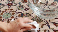 ترفندهای خانگی برای پاک کردن لکه از روی فرش