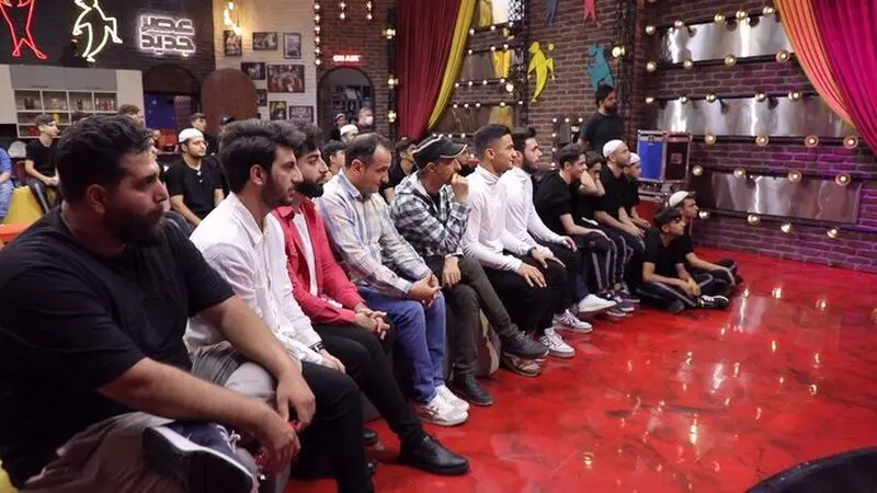 پشت صحنه عصر جدید 