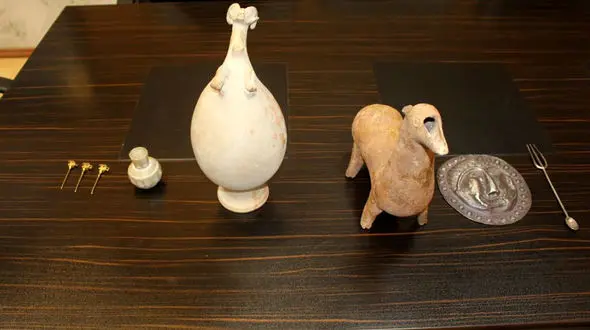 عتیقه‌های دوره هزاره اول در کردستان کشف شد