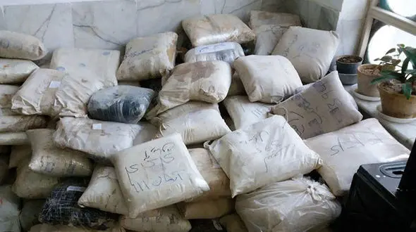 شاسی بلند مشکوک در مشهد زمین گیر شد / سوداگران مرگ دستگیر شدند