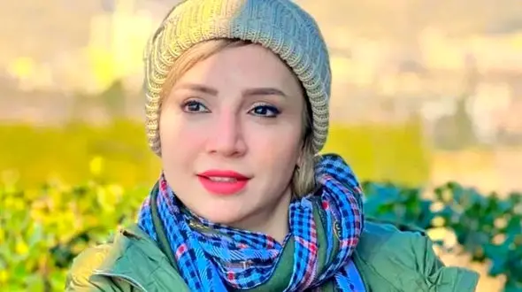 مجری گری شبنم قلی خانی در امارات ! / خانم بازیگر حضرت مریم از ایران رفت !