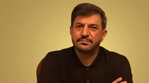 اولین عکس محمود شهریاری در کنار نوه تازه متولدش منتشر شد؛ مجری محبوب پدربزرگ شد