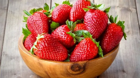 5 ماده غذایی که دشمن سفیدی دندان هاست!