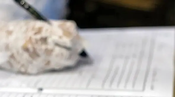 خانم محترم ! اگر سن شما از شوهرتان بیشتر است مراقب باشید این اشتباهات را انجام ندهید