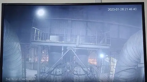 فیلم لرزش سازه ۲۰۰ تنی کارخانه سیلیکون آراز خوی بر اثر زلزله