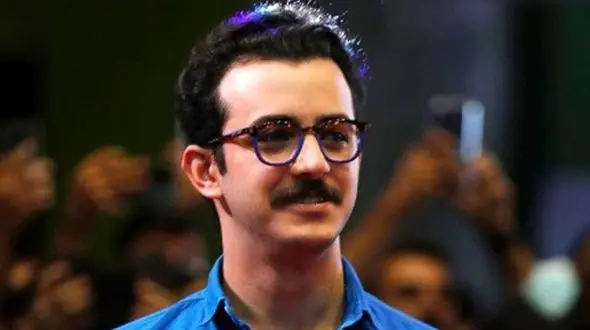 عکس بامزه از کودکی علی شادمان در کنار مادرش