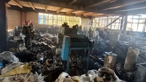 کارخانه تجهیزات پزشکی طعمه حریق شد