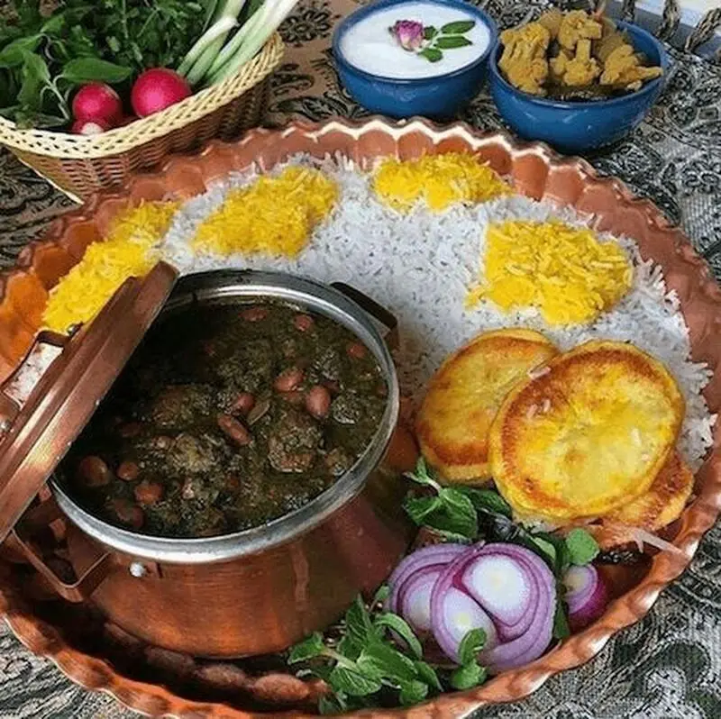 انواع تزیین قورمه سبزی