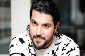فیلم / سینا مهراد : قرار بود نابینا بشم /  دکترها به مادرم گفته بودن  به احتمال صد درصد بچه‌ات نابینا میشه ... /  وقتی سالم ماندم دکتر سریع خودش رو به مادرم رسوند و گفت...