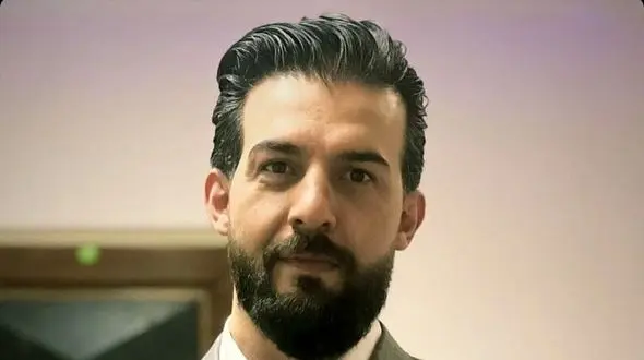 فیلم/ خاطره جالب عبدالله روا از همسایه با کلاسشون در برنامه مریم مومن، میترا خانم و ماجرای شیر خوردن از گاو به صورت مستقیم! 