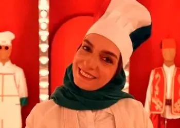 فیلم غش آور/ الیکا عبدالرزاقی سیبیل گذاشت شبیه حسین یاری شد ... / خانم بازیگر  شفرونی و نیما شعبان نژاد رو برد هوا ...