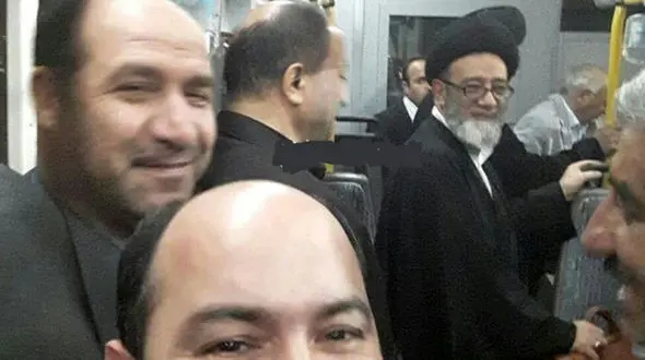 عکس جالب از امام جمعه تبریز در اتوبوس + عکس