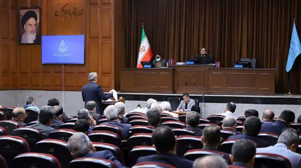  تاکید قاضی پسندیده به بانک‌ها برای ارسال کامل گزارش‌ها و پاسخ سوالات دادگاه 