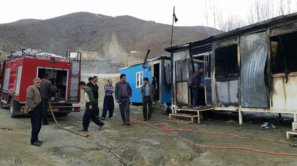 مدرسه کانکسی خوی در آتش سوخت + عکس