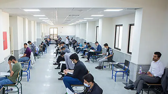 جوان کرمانشاهی رتبه یک کنکور علوم انسانی شد