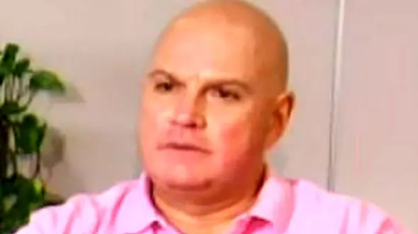 خودکشی 3 دختر 21 ساله که به مرد پلید ثروتمند سرویس می دادند / یکی از این قربانیان دختر خود مرد کثیف امریکایی بود +عکس