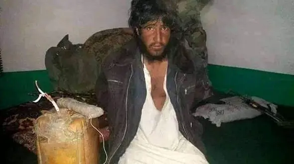 دستگیری مردی که بمب ها را در مسجد جاسازی می کرد+ عکس