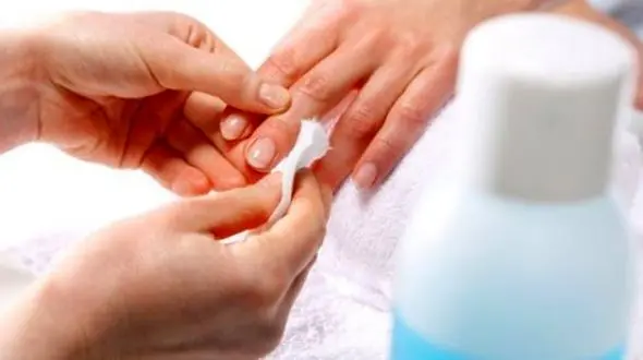  برداشتن عجیب زالو با آستون ناخن