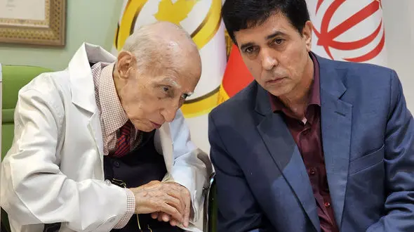 لزوم آشنا کردن نسل جدید و کودکان با شاهنامه