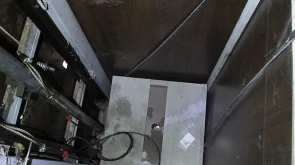 مرگ فجیع جوان 22 ساله بر اثر سقوط بالابر