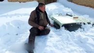 فیلم ماشین های یک روستا دفن شده زیر برف / واقعا باور نکردنی است! 