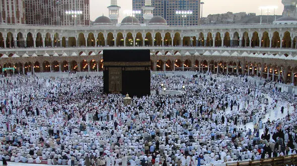 قیمت حج به ۲۸ میلیون تومان رسید