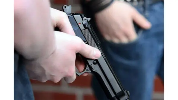 فیلم تیراندازی وحشتناک در آمریکا/ ۳ نفر زخمی شدند