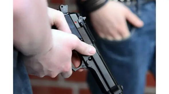فیلم تیراندازی وحشتناک در آمریکا/ ۳ نفر زخمی شدند