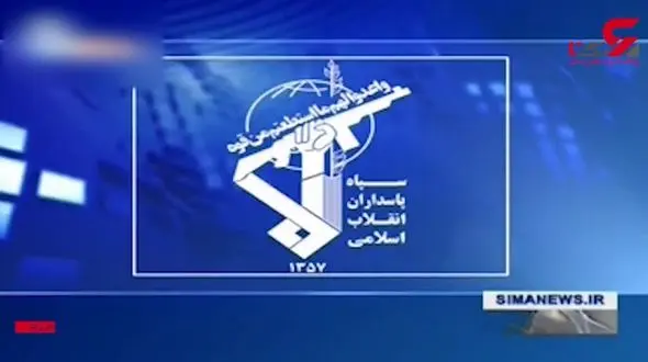 فیلم لحظه توقیف کشتی سوخت قاچاق توسط شناور سپاه/ در جزیره لارک رخ داد