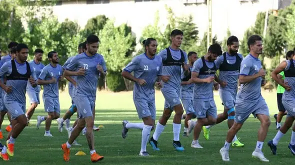 تست کرونای ۸ استقلالی مثبت شد