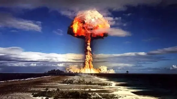  اگر ایران تصمیم به ساخت بمب هسته ای بگیرد، هیچ مانع فنی‌ای در برابرش نیست/ ایران راه های مختلفی برای ساخت بمب دارد