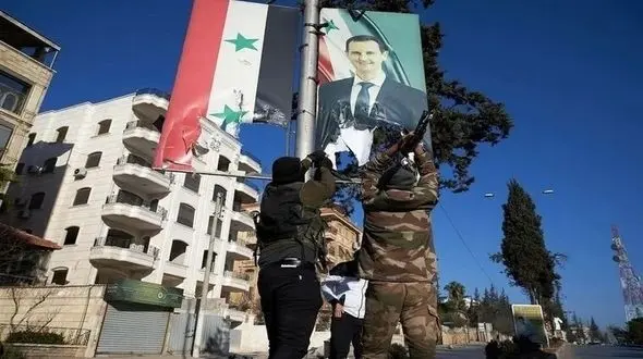 کیهان: خوشحالی اصلاح‌طلبان از سقوط بشار اسد بیشتر از نتانیاهو است! 