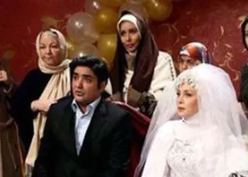 فیلم/ حدیث فولادوند، همسر سابق رامبد شکرابی: زمان ما گرفتن عروسی خیلی سخت بود باید مواظب می شدیم مثل زیبا بروفه فیلممون پخش نشه اما الان عقد آریایی می گیرن و خودشون عکس و فیلم منتشر می کنند